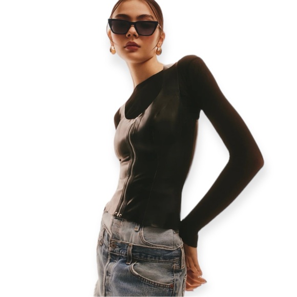 QUAY Bad Habit Sunglasses Black Frame Grey Lens Cat Eye Retro NWT - Picture 9 of 13